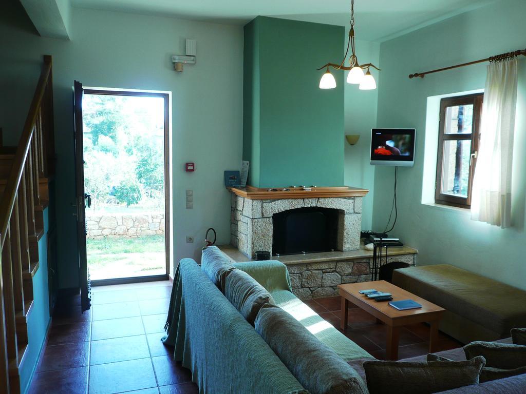 Maison Viros Kardamyli Habitación foto