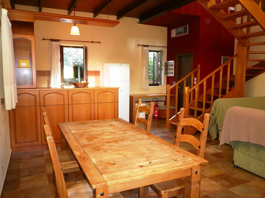 Maison Viros Kardamyli Habitación foto