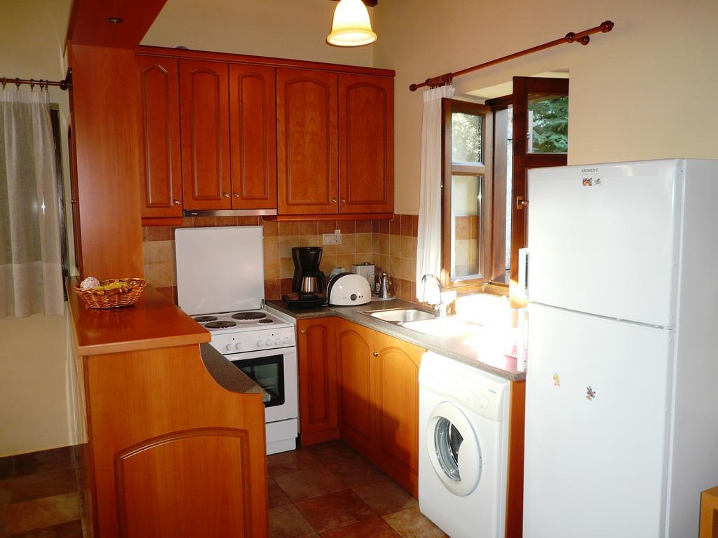 Maison Viros Kardamyli Habitación foto